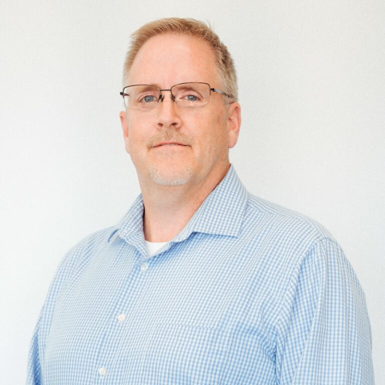 Portrait of Steve Tidemann for Vollan Oil.